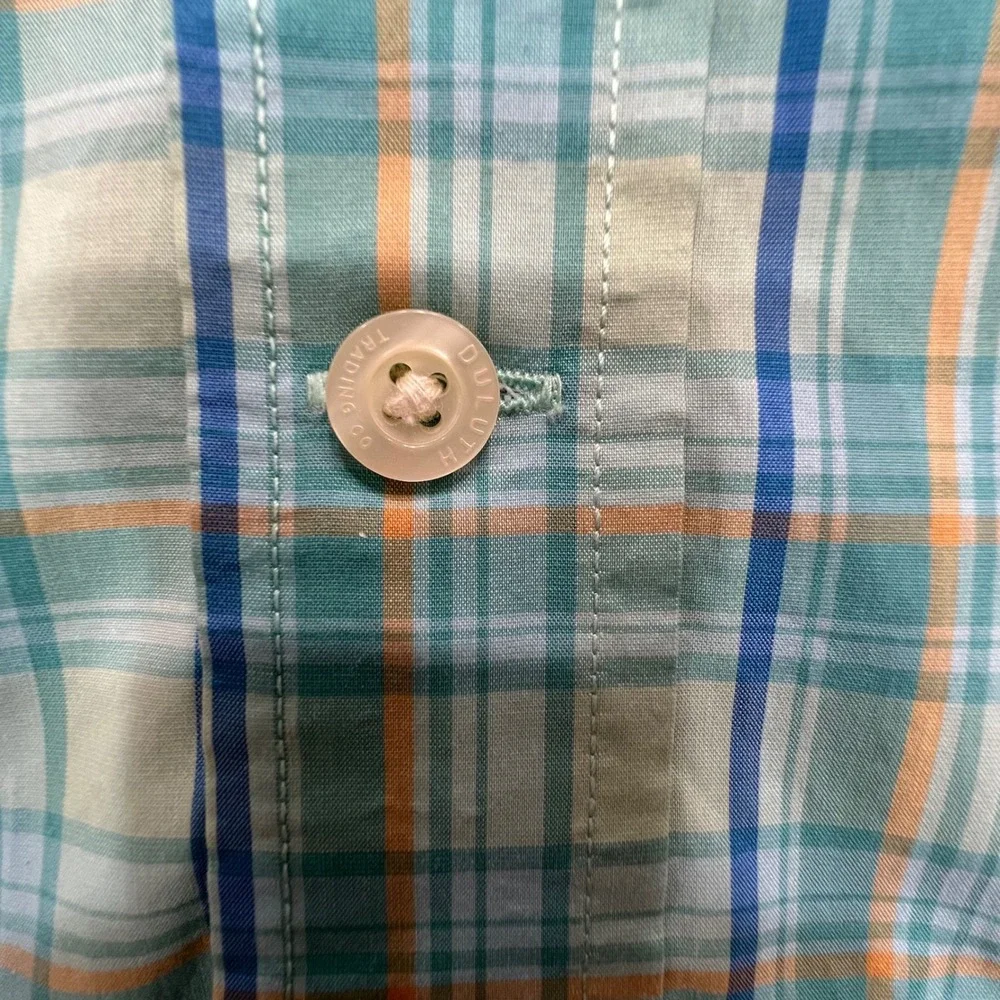 Duluth Trading Co Relaxed Fit Long Sleeve Button Up Shirt‎ Men's Size L Plaid